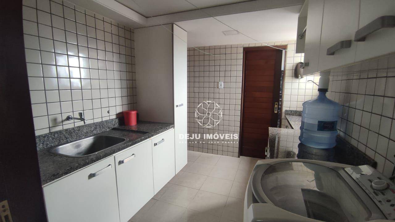 Apartamento à venda com 3 quartos, 210m² - Foto 12