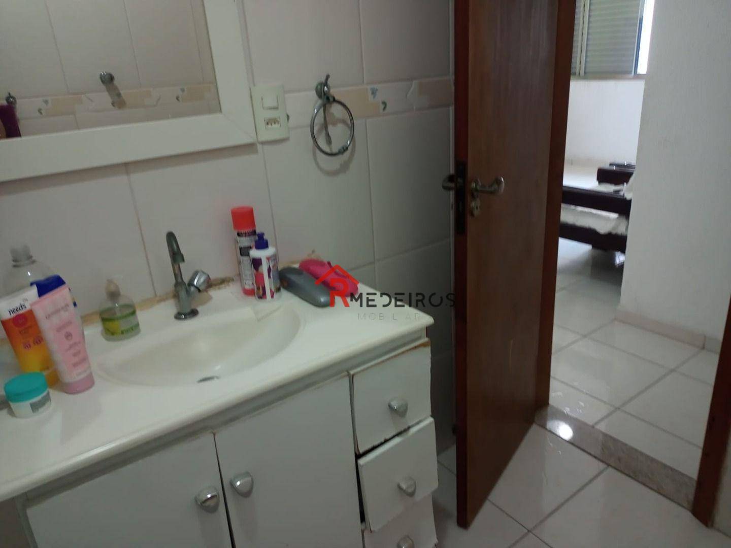 Apartamento à venda com 2 quartos, 75m² - Foto 14