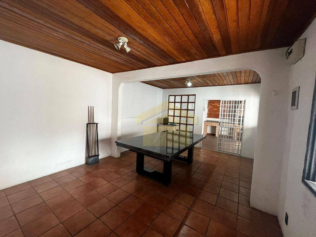 Sobrado à venda e aluguel com 3 quartos, 220m² - Foto 7