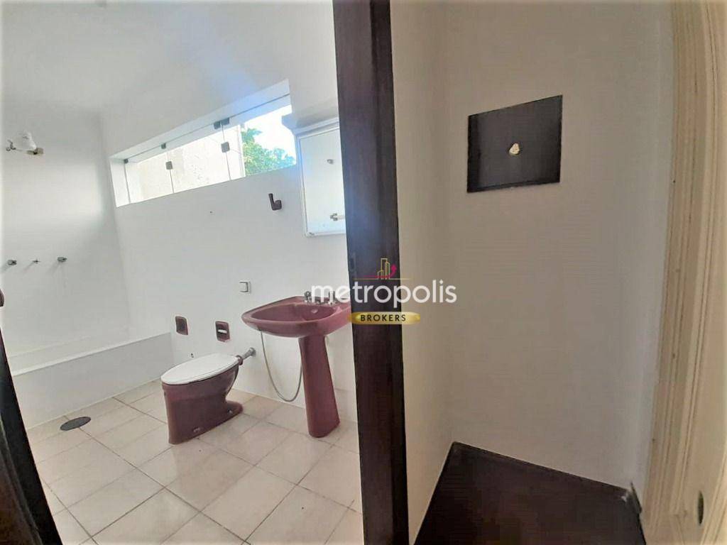 Casa à venda com 3 quartos, 228m² - Foto 16