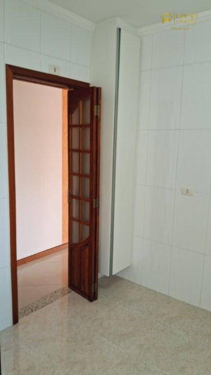 Apartamento à venda com 2 quartos, 65m² - Foto 6