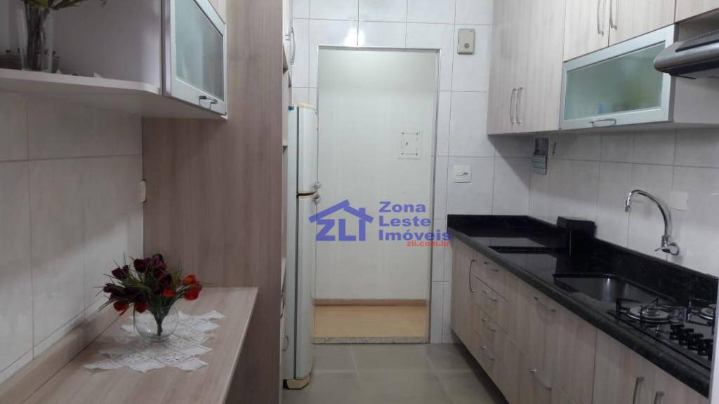 Apartamento à venda com 2 quartos, 56m² - Foto 11