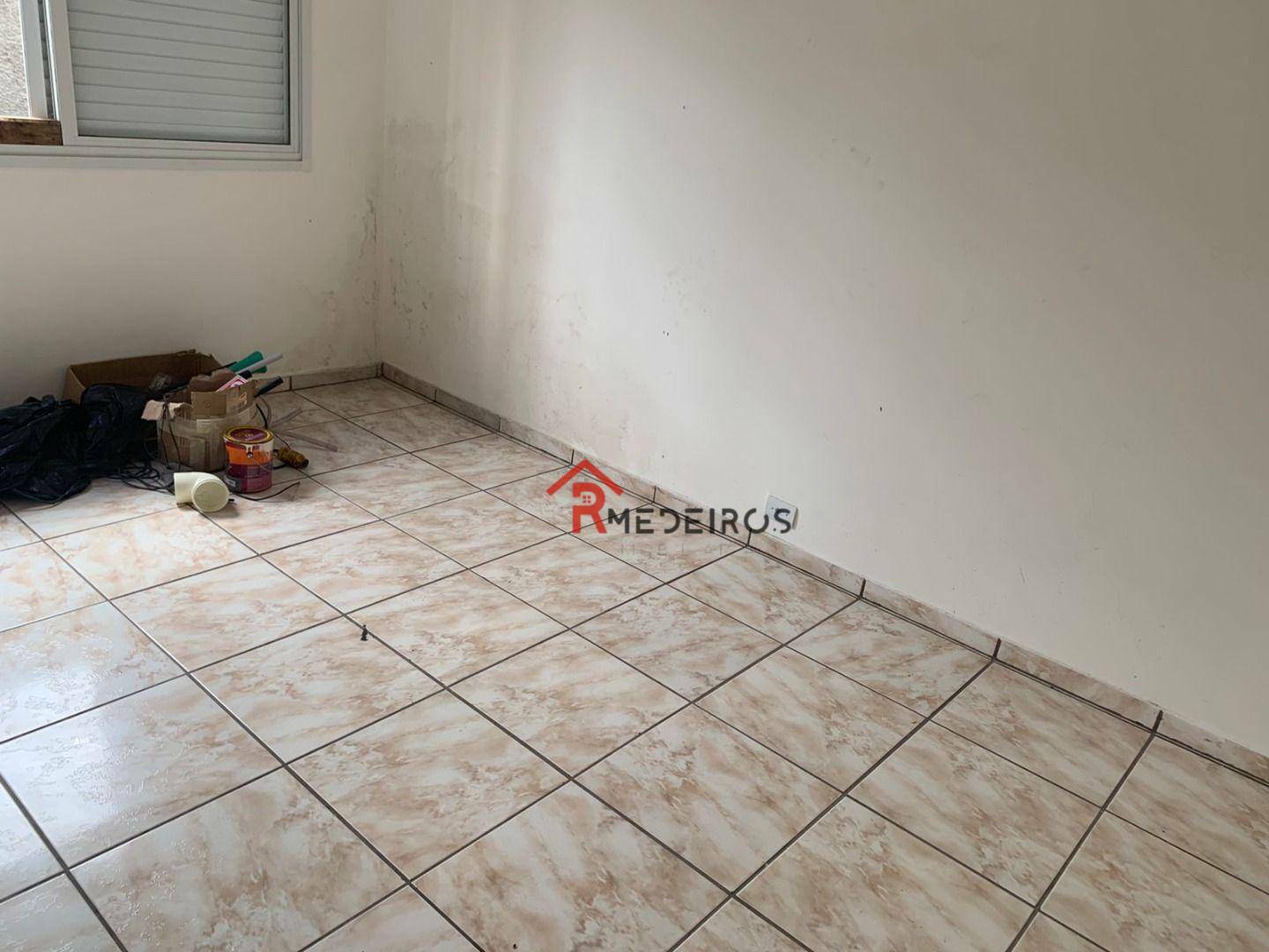 Apartamento à venda com 1 quarto, 60m² - Foto 3