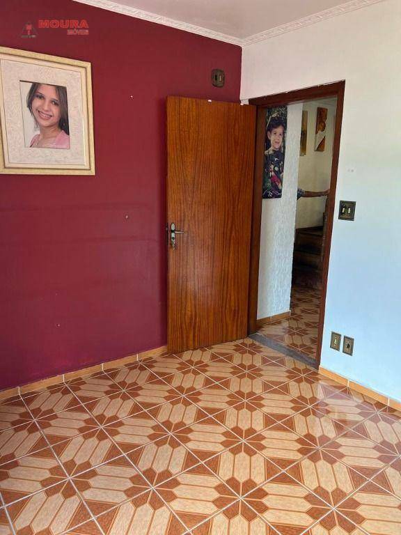 Sobrado à venda com 4 quartos, 272m² - Foto 9