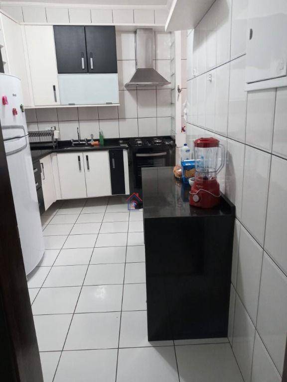 Apartamento à venda com 3 quartos, 86m² - Foto 7