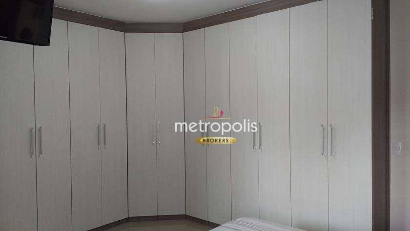 Sobrado à venda com 4 quartos, 243m² - Foto 24