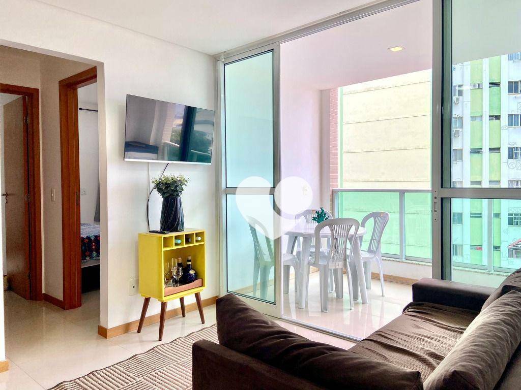 Apartamento à venda com 2 quartos, 69m² - Foto 5