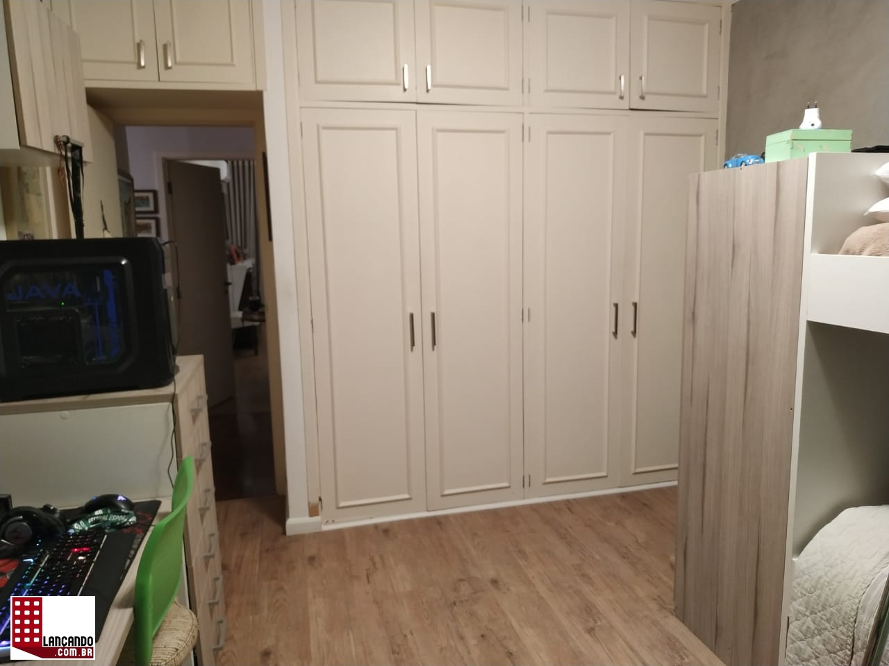 Apartamento à venda com 2 quartos, 110m² - Foto 2