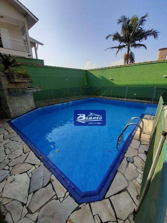 Sobrado à venda com 4 quartos, 329m² - Foto 2