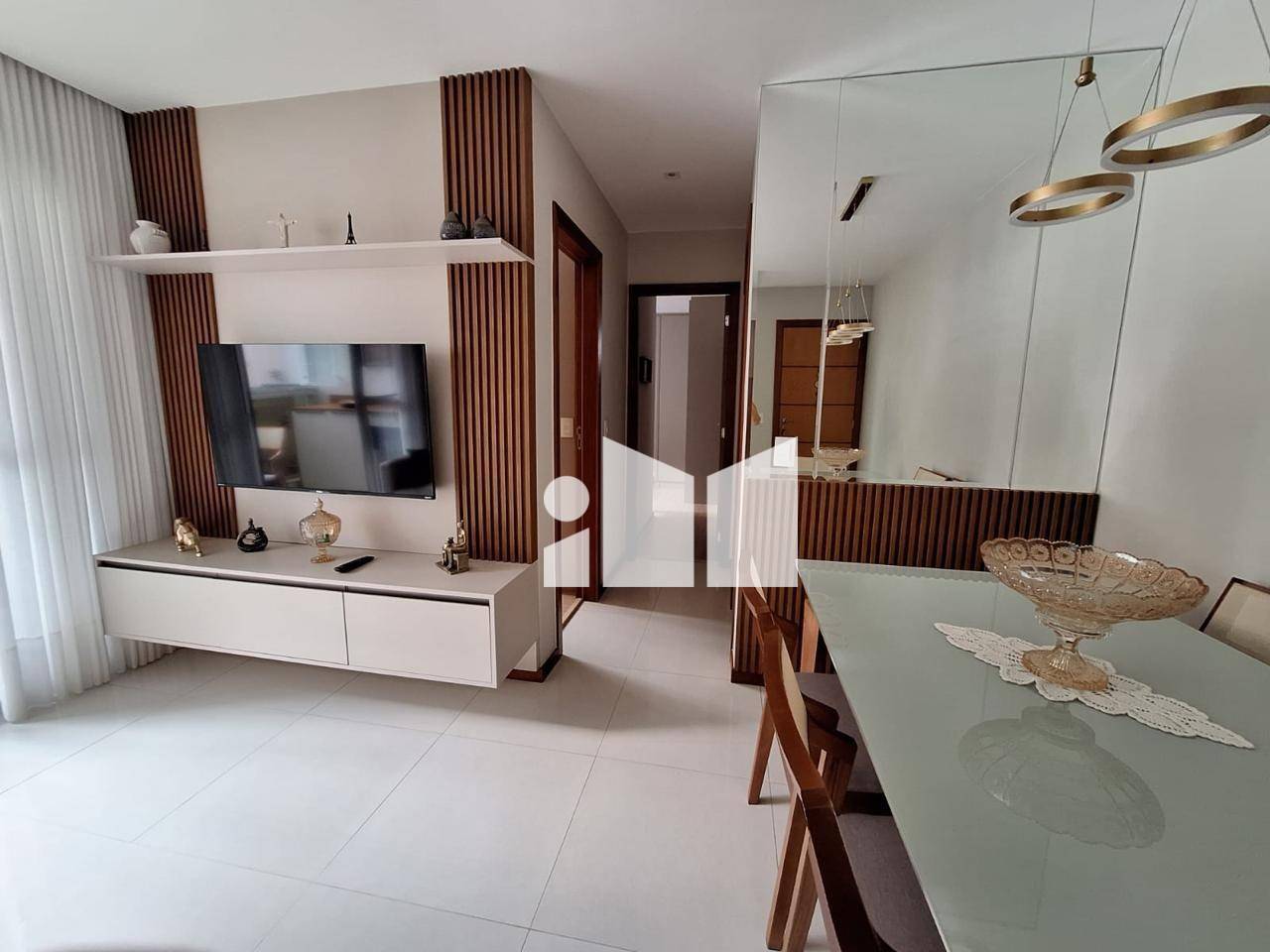 Apartamento à venda com 2 quartos, 65m² - Foto 2