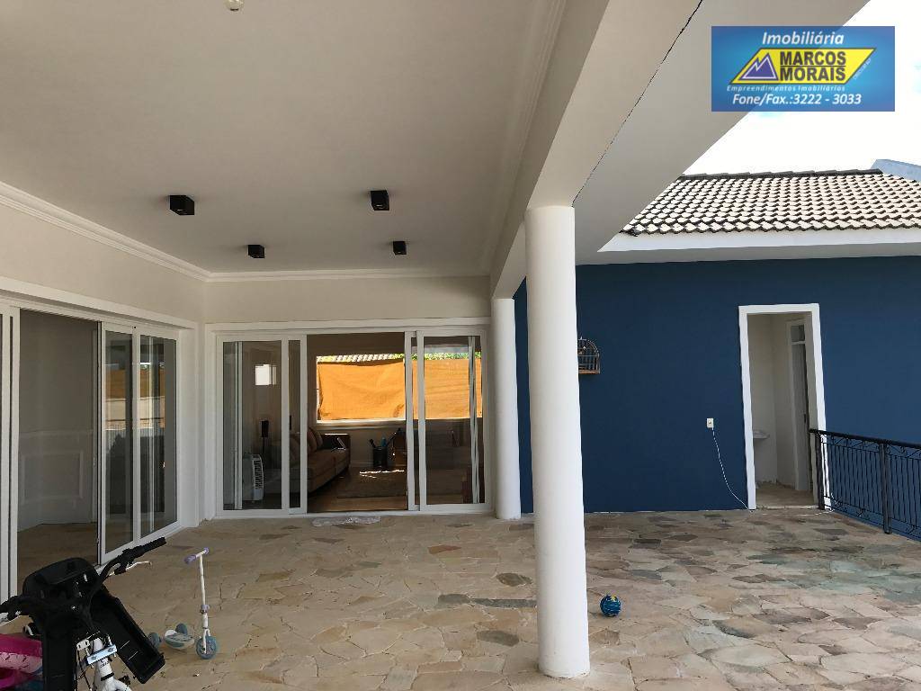 Casa de Condomínio à venda com 4 quartos, 500m² - Foto 18