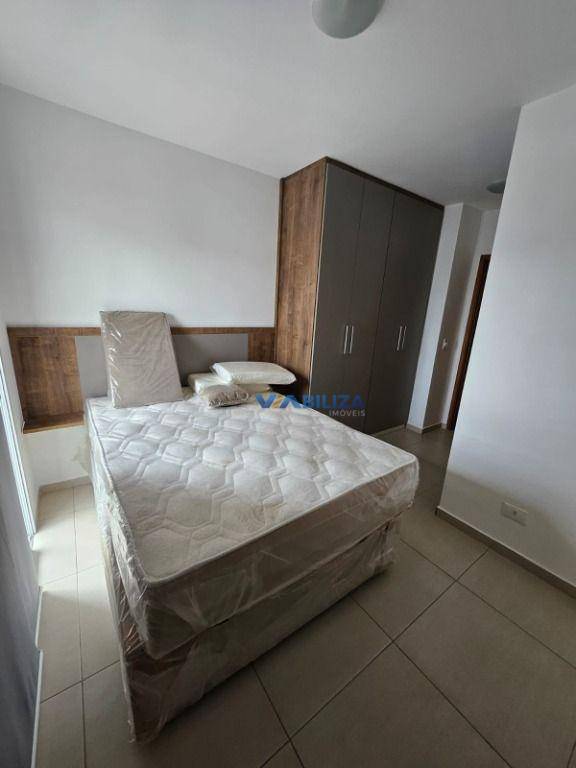 Apartamento à venda com 3 quartos, 76m² - Foto 14