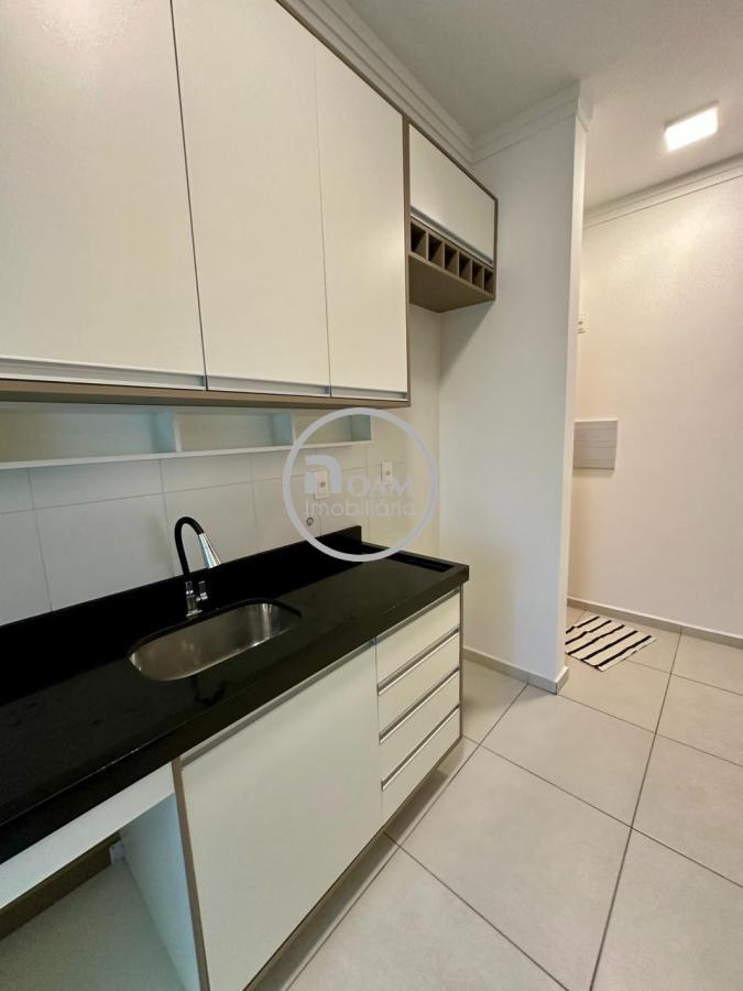 Apartamento para alugar com 2 quartos, 85m² - Foto 5