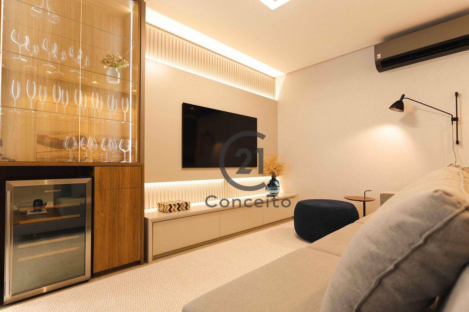 Apartamento à venda com 3 quartos, 119m² - Foto 1