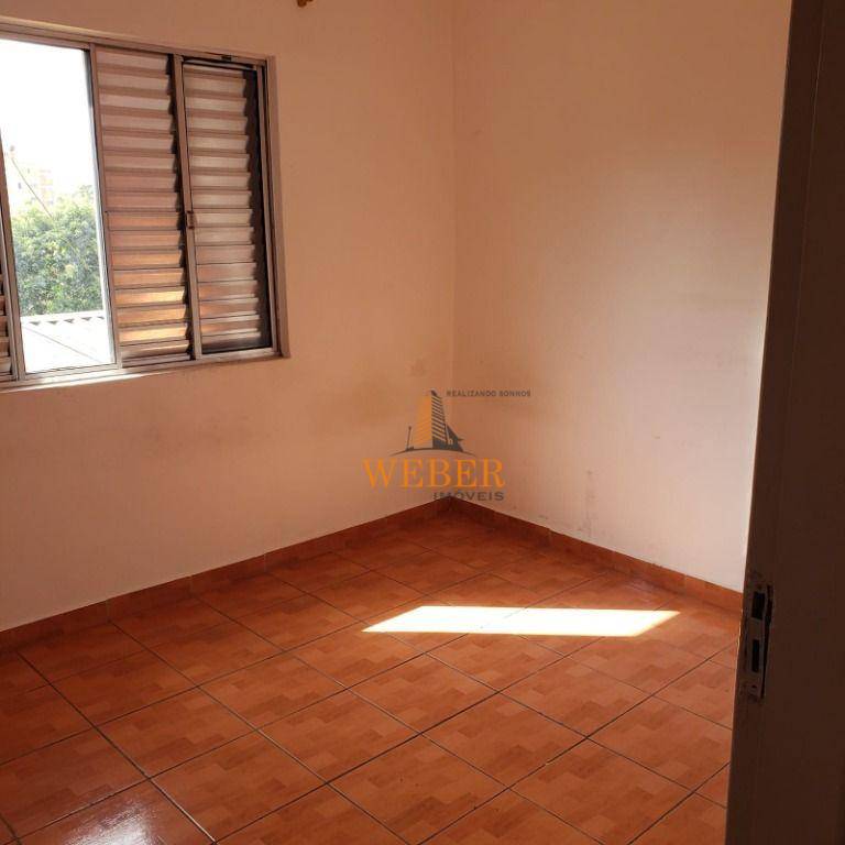 Casa à venda com 3 quartos, 200m² - Foto 6