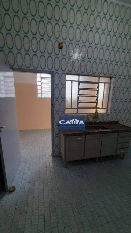 Apartamento para alugar com 2 quartos, 40m² - Foto 12