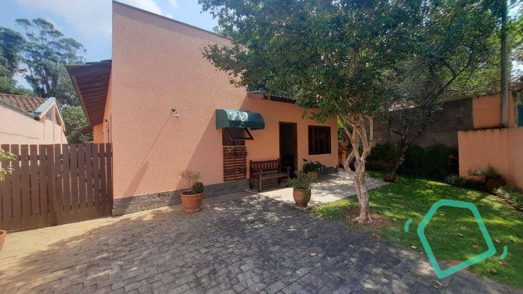 Casa de Condomínio à venda e aluguel com 3 quartos, 300m² - Foto 1