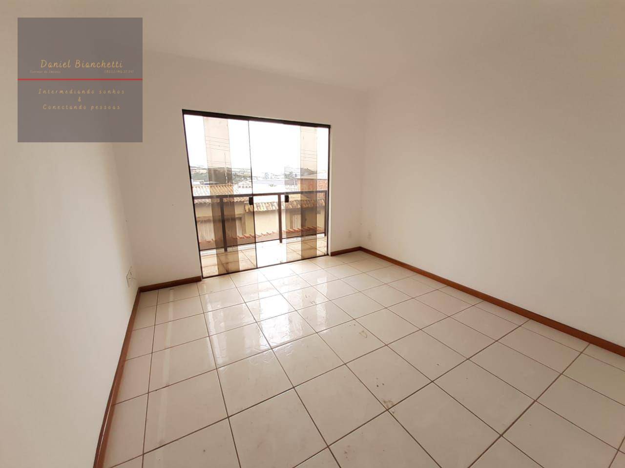 Apartamento à venda com 3 quartos, 80m² - Foto 3