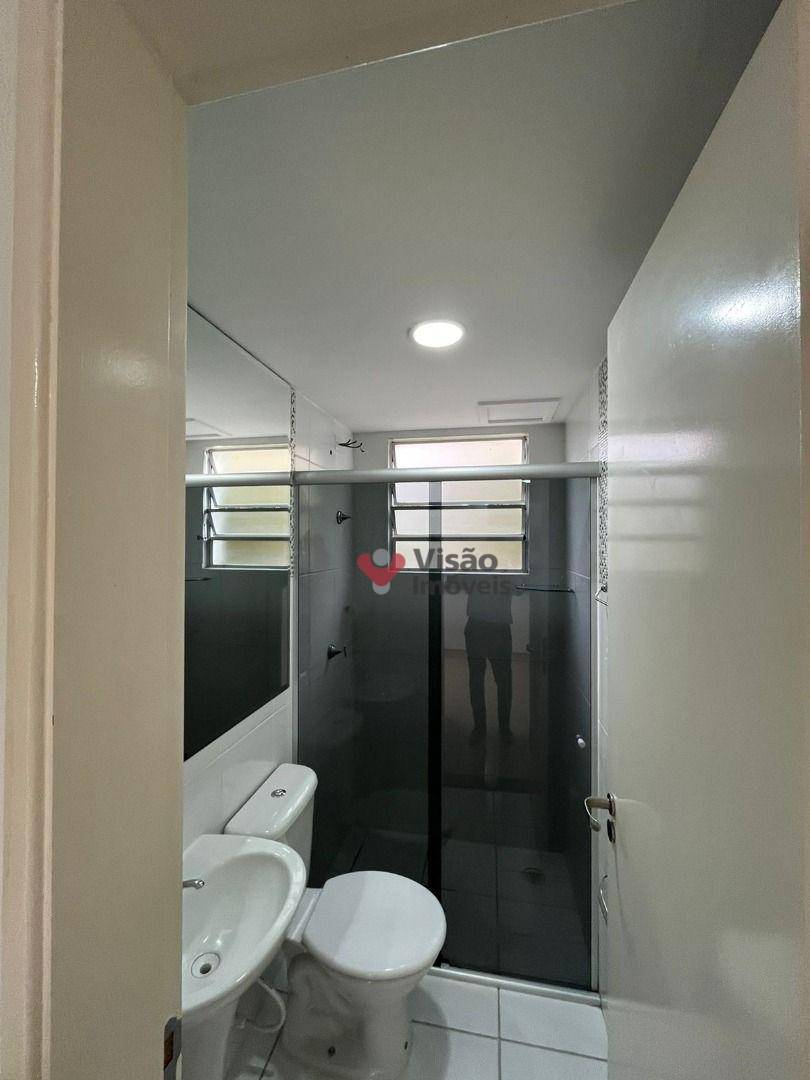 Apartamento à venda com 2 quartos, 45m² - Foto 8