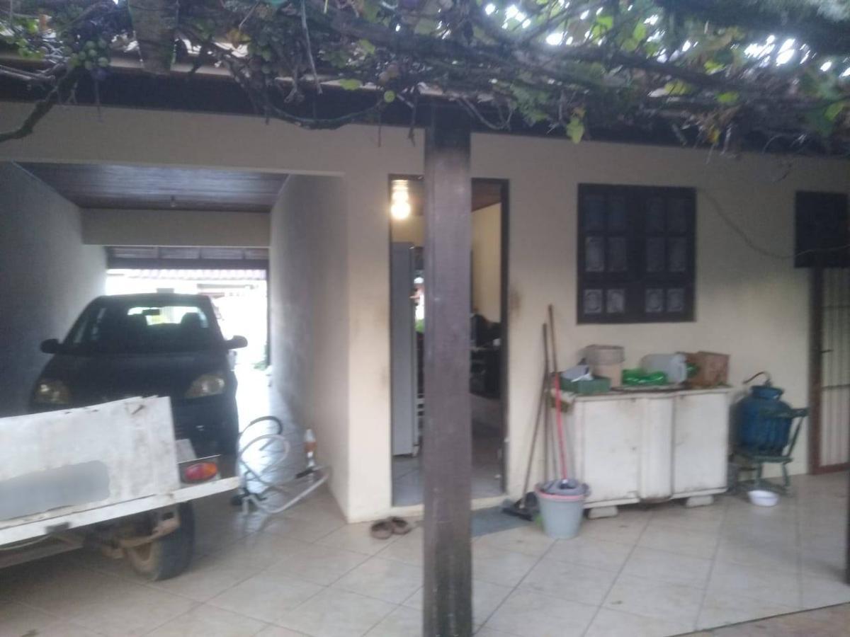 Casa à venda com 2 quartos, 300m² - Foto 2