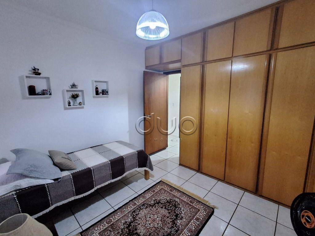 Casa à venda com 3 quartos, 300m² - Foto 28