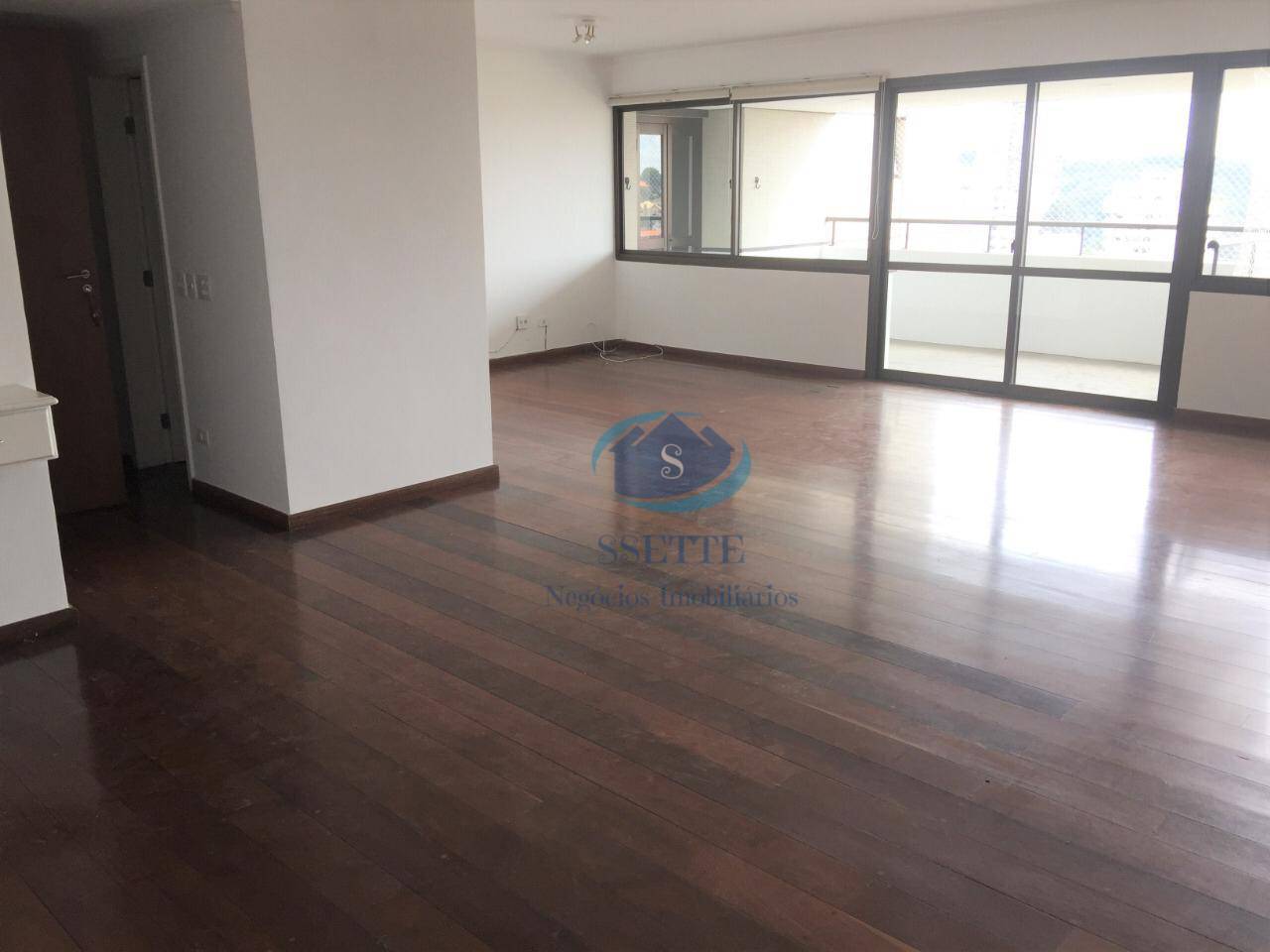 Apartamento à venda com 3 quartos, 185m² - Foto 5