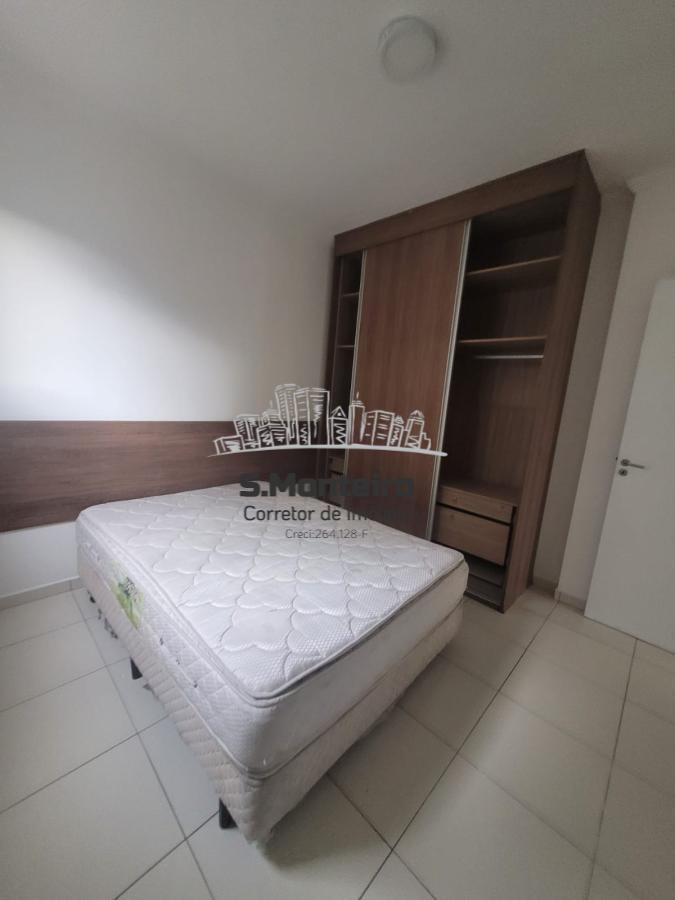 Apartamento à venda com 2 quartos, 76m² - Foto 3