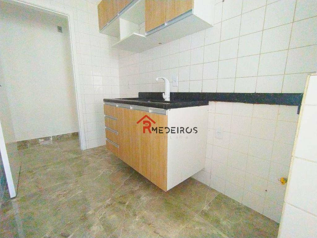 Apartamento à venda com 2 quartos, 60m² - Foto 5