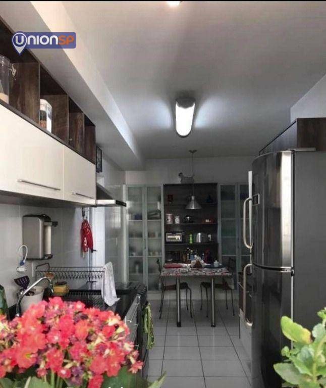 Apartamento à venda com 3 quartos, 168m² - Foto 9