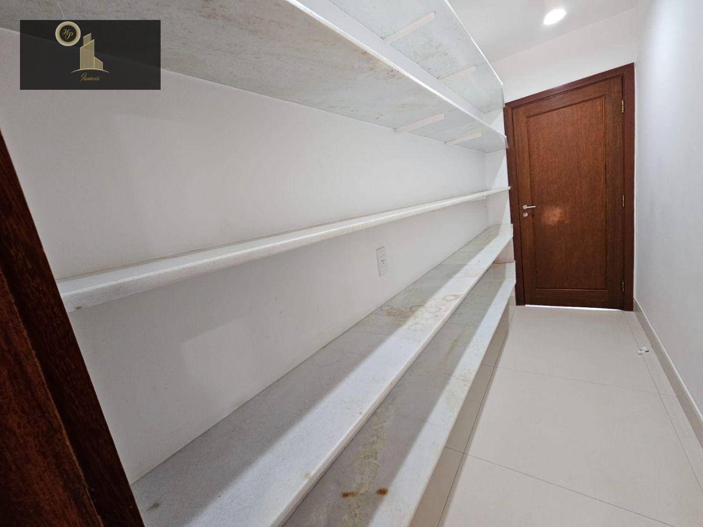 Casa de Condomínio à venda com 4 quartos, 450m² - Foto 14