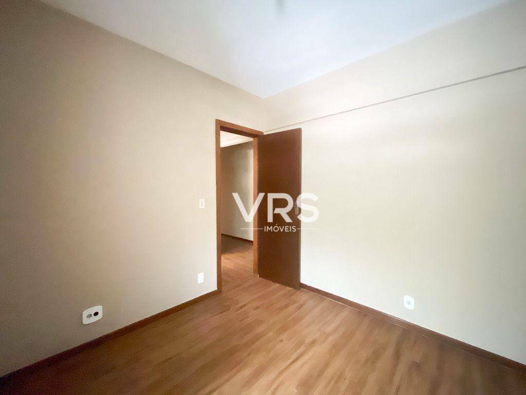 Apartamento à venda com 2 quartos, 77m² - Foto 13