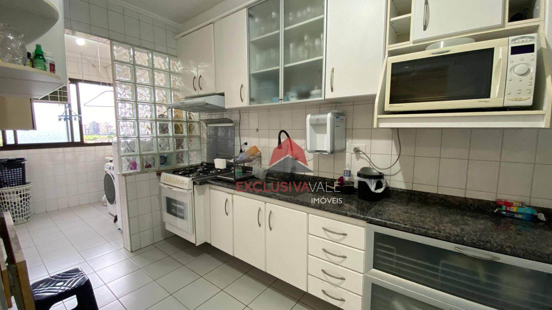 Apartamento à venda com 3 quartos, 84m² - Foto 7