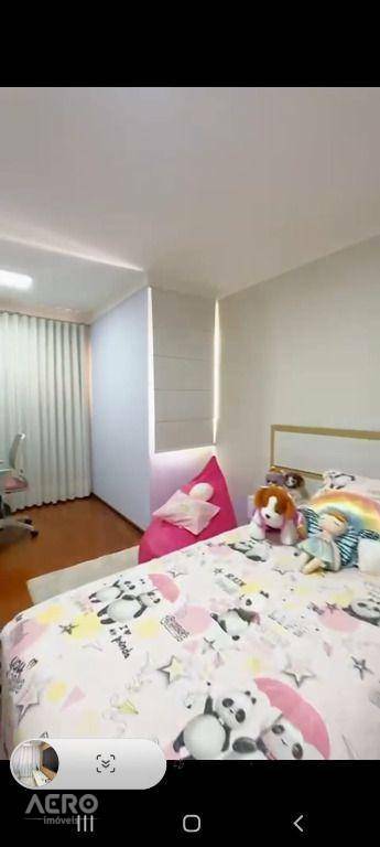 Casa à venda com 3 quartos, 270m² - Foto 6