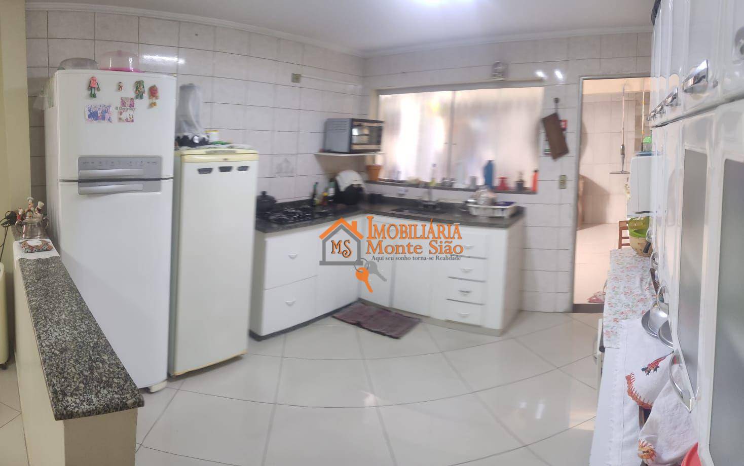 Sobrado à venda com 3 quartos, 120m² - Foto 1