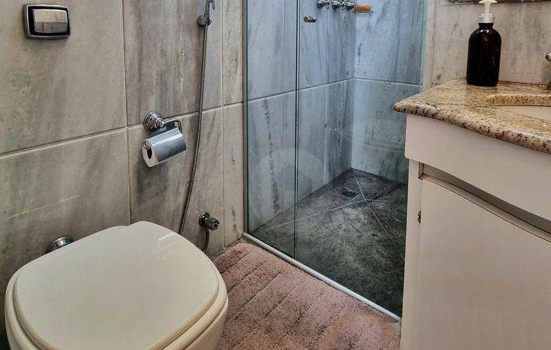 Apartamento à venda com 3 quartos, 124m² - Foto 19