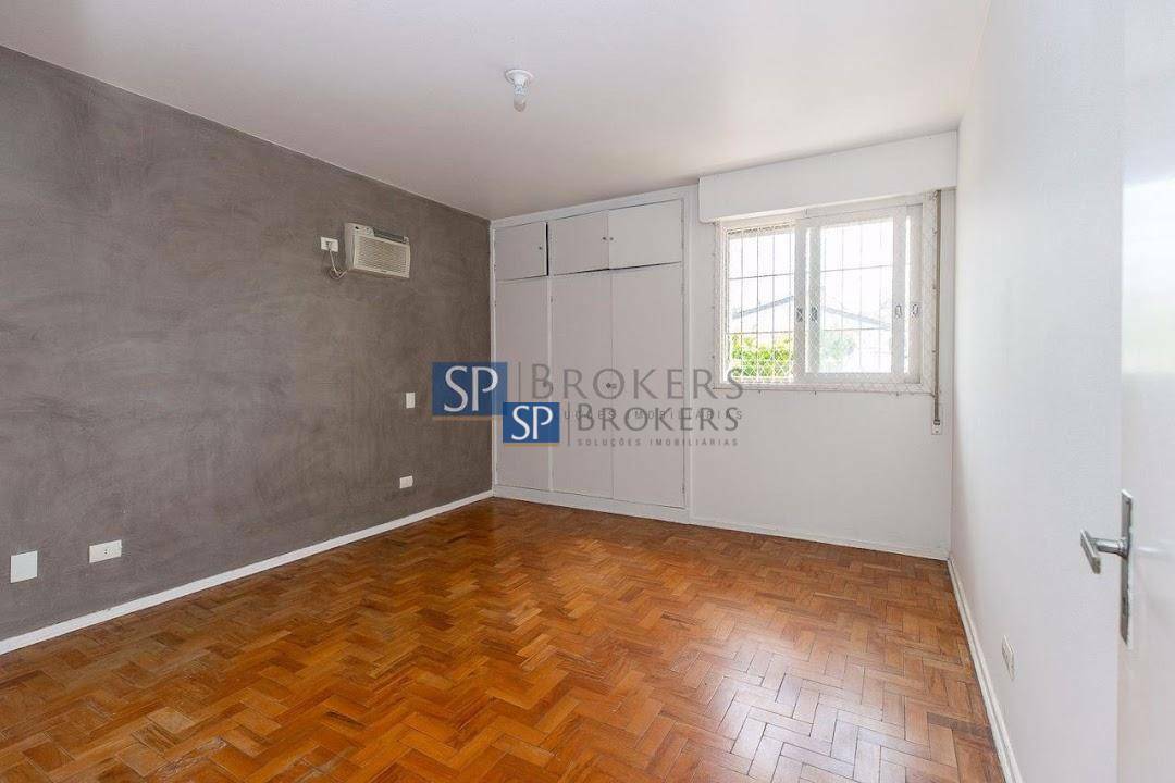 Casa à venda com 3 quartos, 225m² - Foto 27