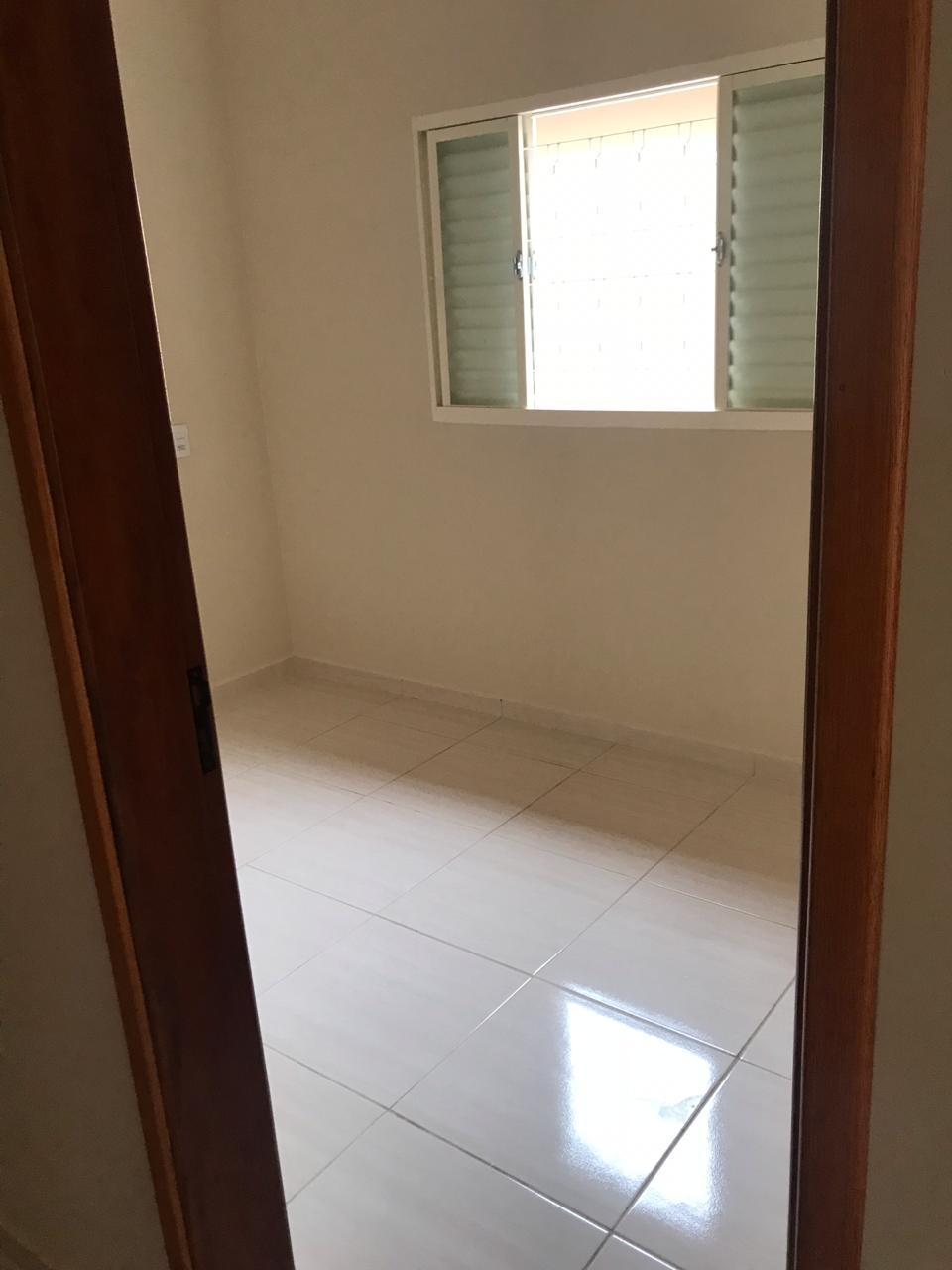 Casa à venda com 2 quartos, 60m² - Foto 13