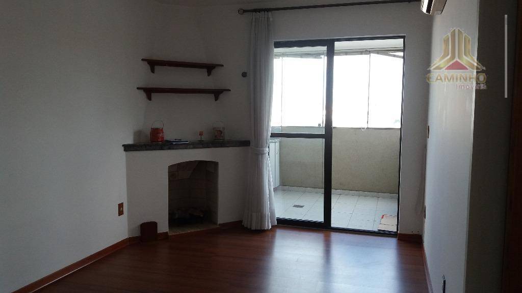 Apartamento à venda com 2 quartos, 79m² - Foto 2