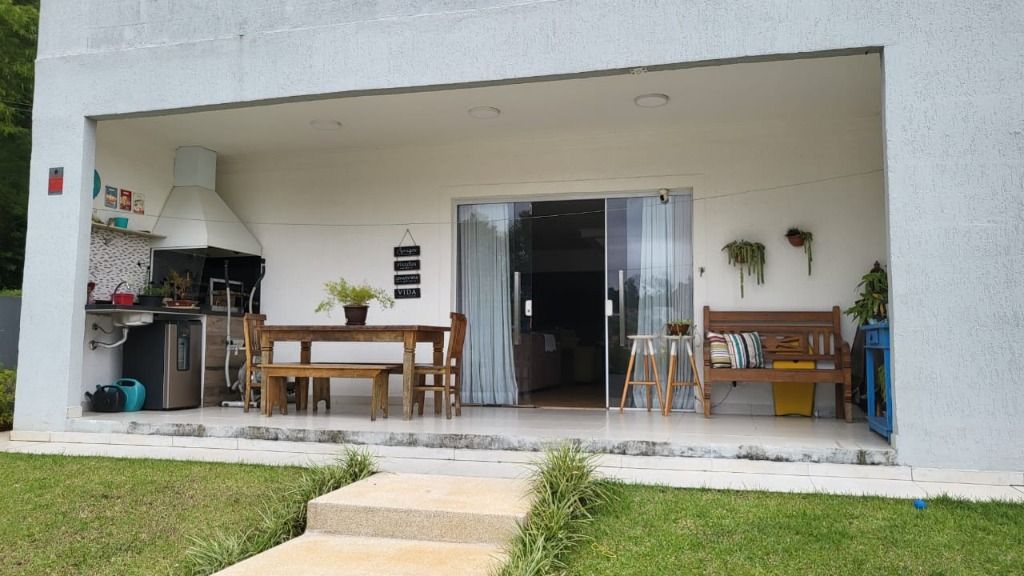 Casa de Condomínio à venda com 3 quartos, 232m² - Foto 10