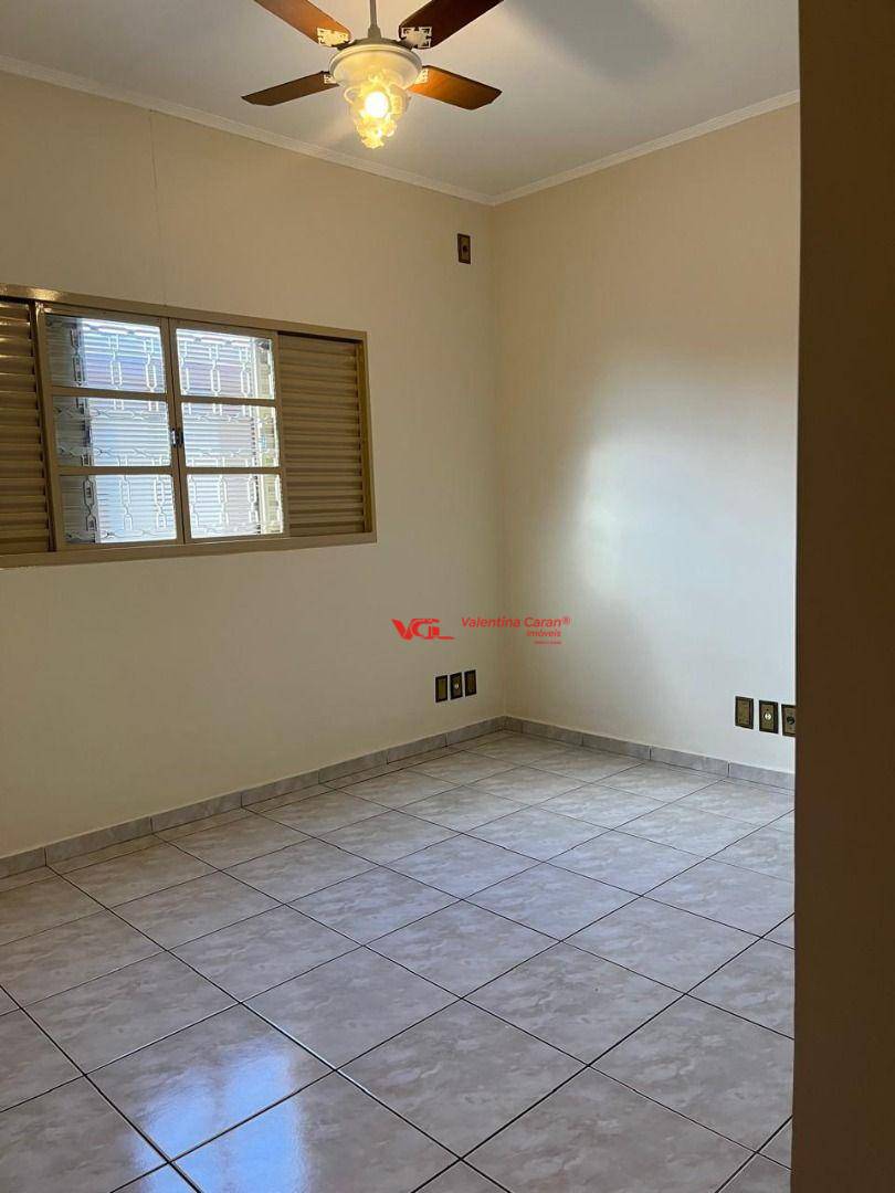 Casa para alugar com 3 quartos, 153m² - Foto 24