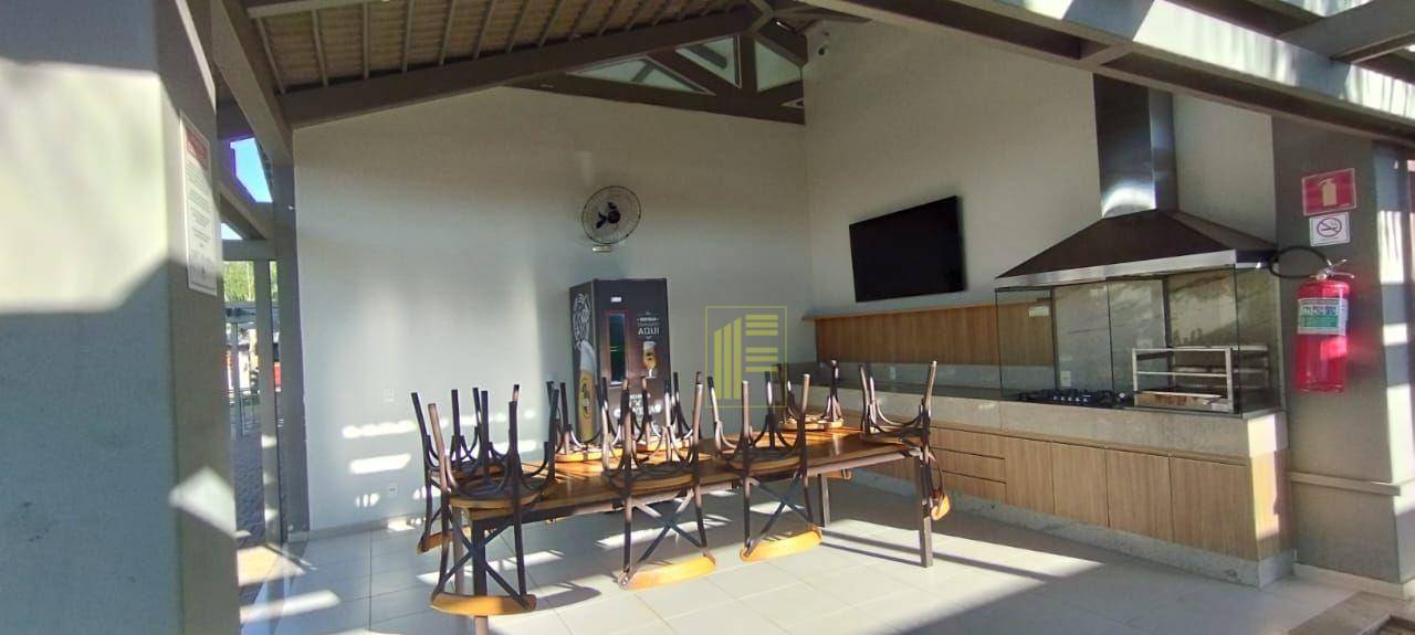 Casa de Condomínio para alugar com 3 quartos, 160m² - Foto 4