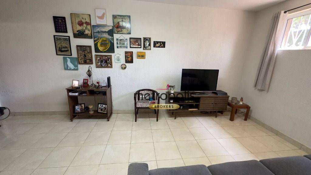 Sobrado à venda com 3 quartos, 120m² - Foto 2