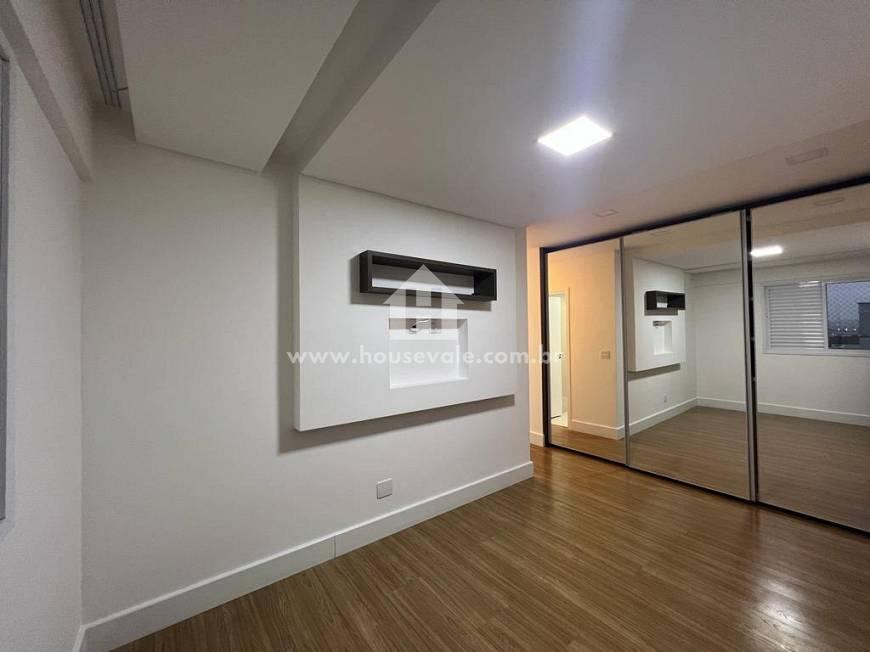 Apartamento à venda com 3 quartos, 122m² - Foto 18