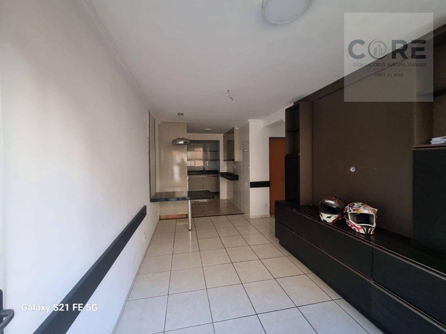 Casa à venda com 2 quartos, 64m² - Foto 2