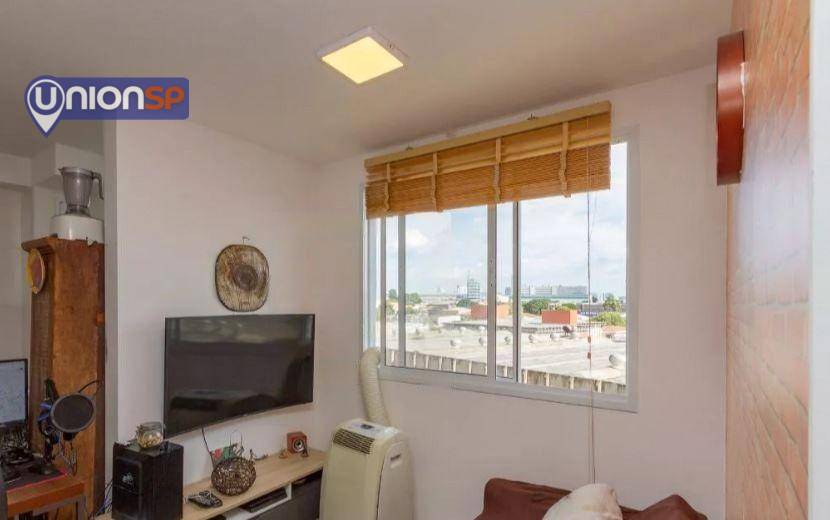 Apartamento à venda com 2 quartos, 43m² - Foto 2