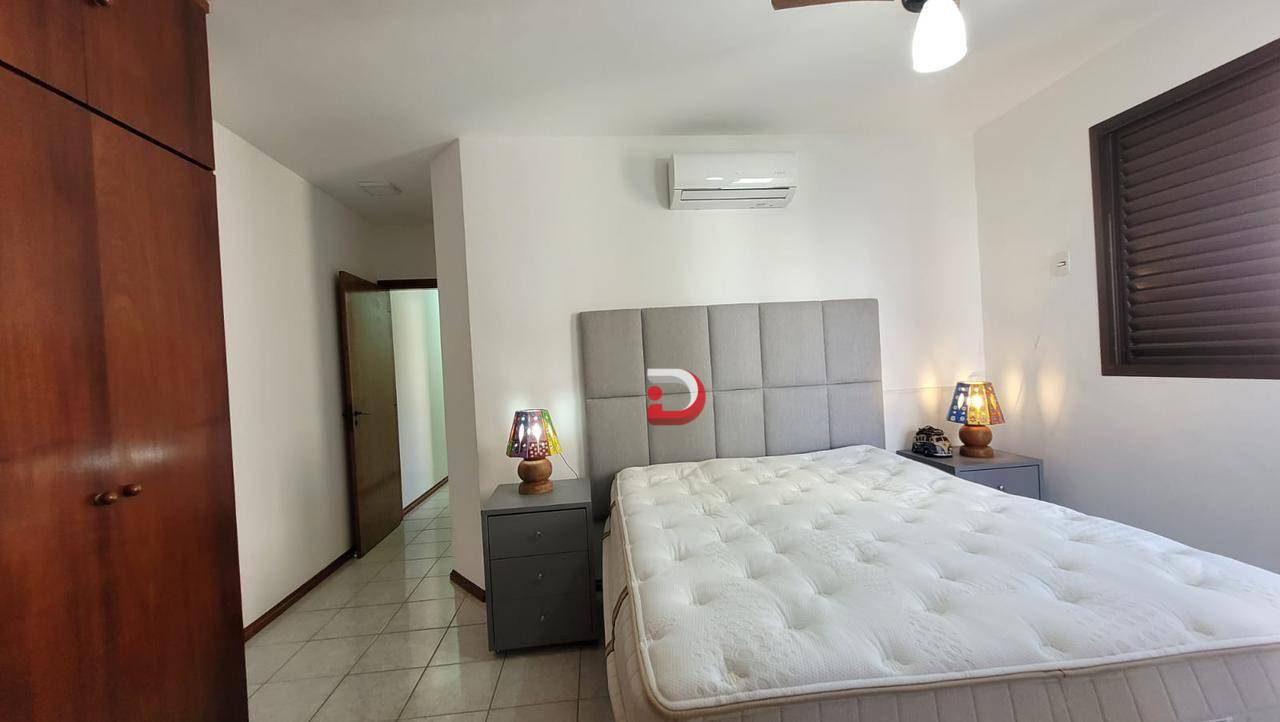 Apartamento à venda com 3 quartos, 136m² - Foto 19