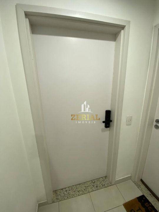 Apartamento à venda com 2 quartos, 75m² - Foto 18