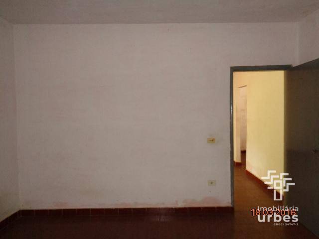 Casa à venda com 1 quarto, 70m² - Foto 28