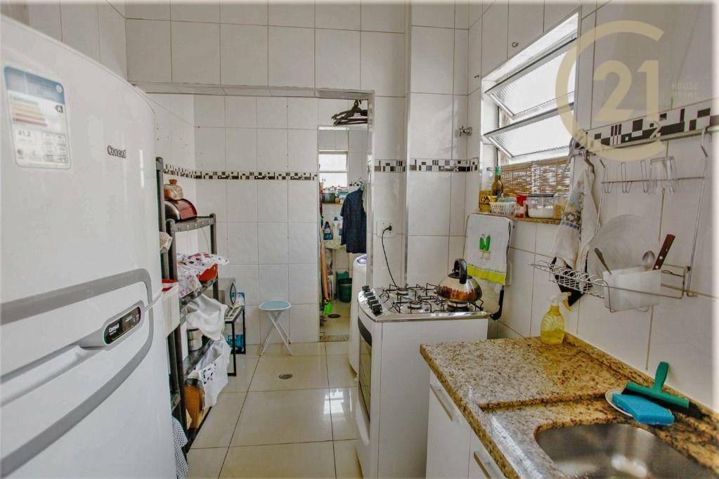 Apartamento à venda com 2 quartos, 64m² - Foto 7