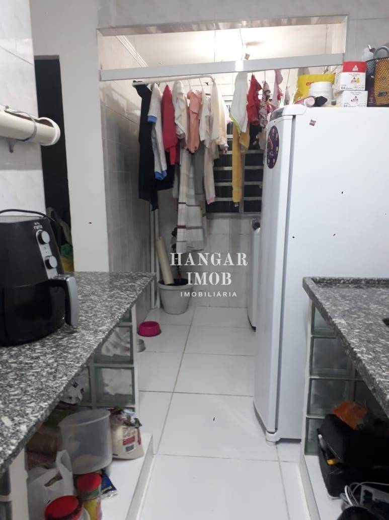 Apartamento à venda com 2 quartos, 48m² - Foto 1